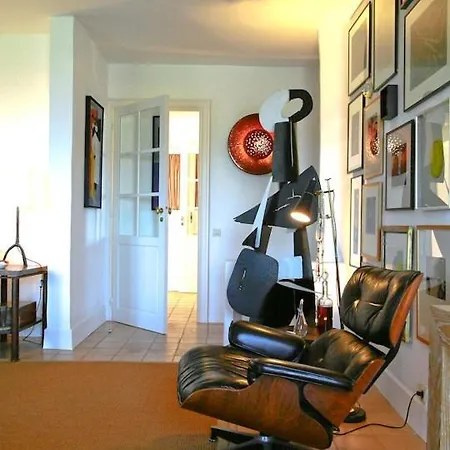 Tropezian Arty House * Сен-Тропе